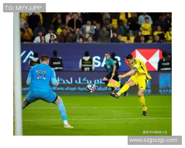 足球巨星开场热身秀精彩瞬间 球场内外激情四溢燃爆全场